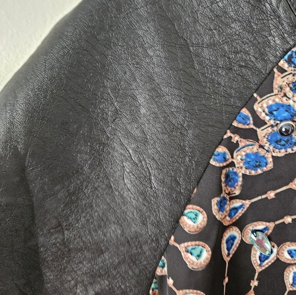 Romeo and juliet couture top - Picture 4 of 10